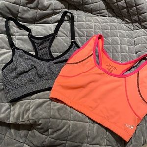 Sports bras pack of 2